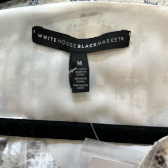 Stunning White House Black Market Silk Surplice Blouse with Fitted Bottom. - Picture 5 of 5